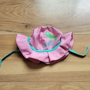 *3/$15* Speedo Pink Sun Hat with Ruffle Girls Size S/M